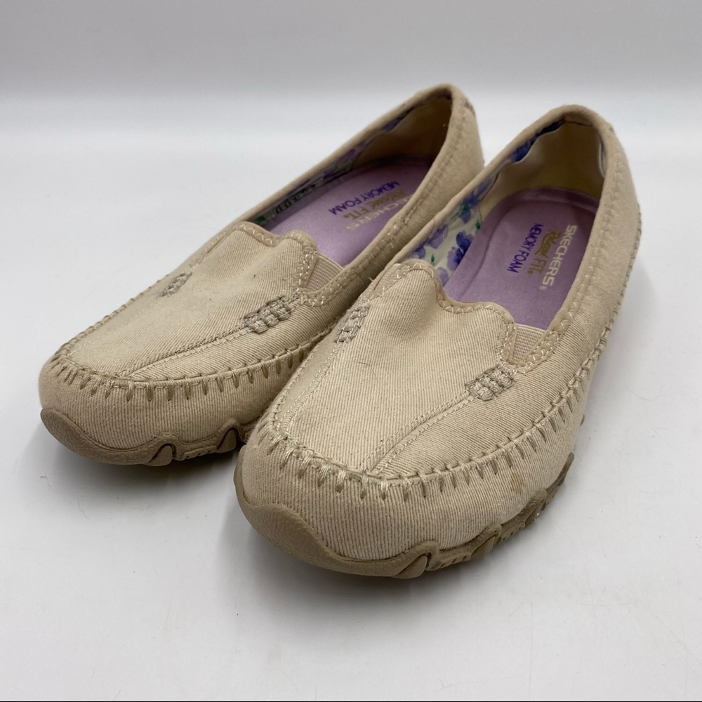 Skechers Relaxed Fit Memory Foam Slip On Shoes Women's Size 6.5 Tan